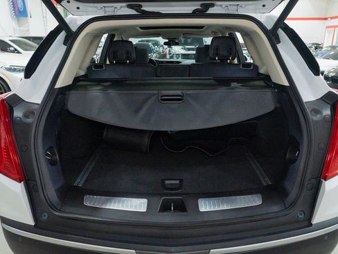 Used 2018 Cadillac XT5 Premium Luxury w/ Driver Assist Package image 24