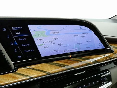 Used 2021 Cadillac Escalade Premium Luxury Platinum image 16