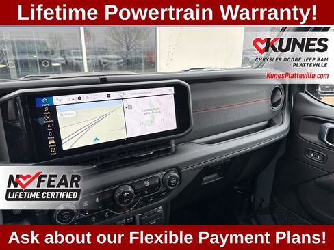 Used 2024 Jeep Gladiator Rubicon image 21