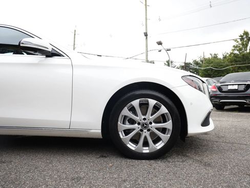 Used 2019 Mercedes-Benz E 300 4MATIC image 10