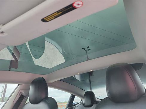 Used 2022 Tesla Model 3 Base image 6