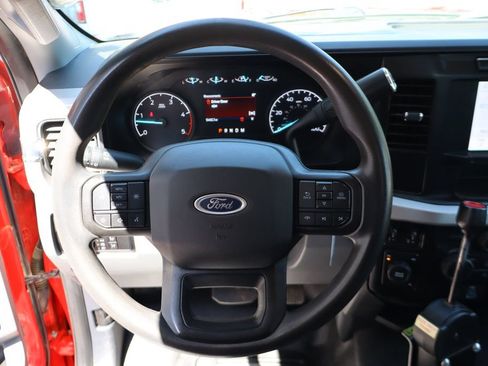 Used 2023 Ford F550 4x4 Regular Cab Super Duty image 29