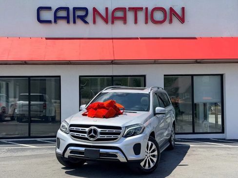 Used 2017 Mercedes-Benz GLS 450 4MATIC image 2