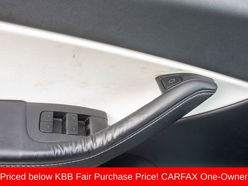 Used 2021 Tesla Model Y Performance image 21