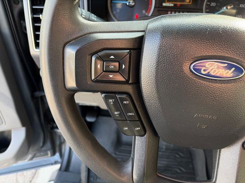 Used 2022 Ford F350 XLT w/ XLT Premium Package image 15