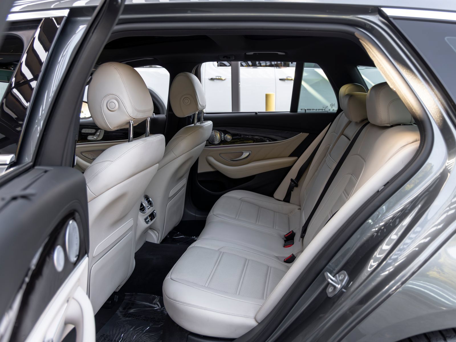 Used 2018 Mercedes-Benz E 63 AMG S image 51