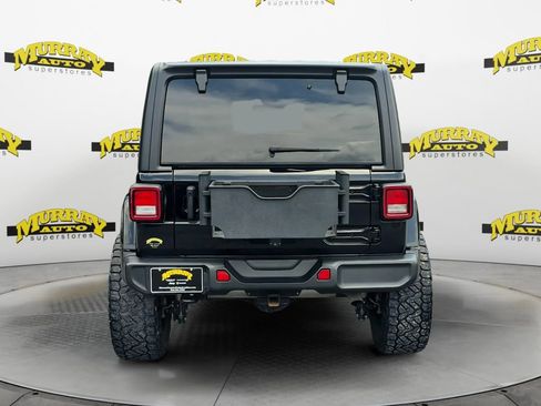 Used 2023 Jeep Wrangler Unlimited Sahara w/ Cold Weather Group AWD/4WD image 4
