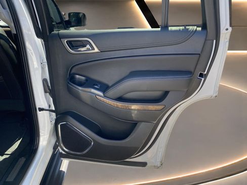 Used 2019 GMC Yukon Denali AWD/4WD image 38