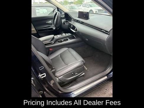 Used 2025 Genesis GV70 2.5T AWD/4WD image 7