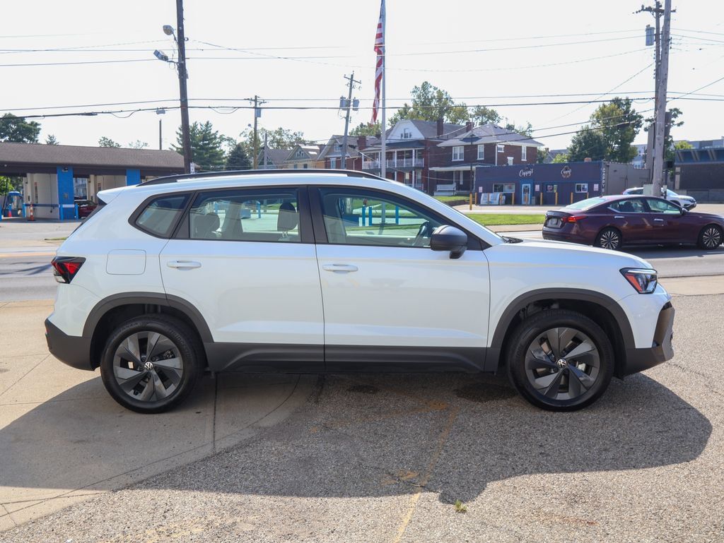 Used 2025 Volkswagen Taos S FWD image 6