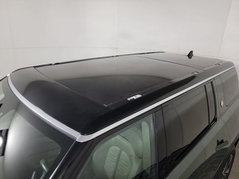Used 2024 Rivian R1S Adventure AWD/4WD image 13