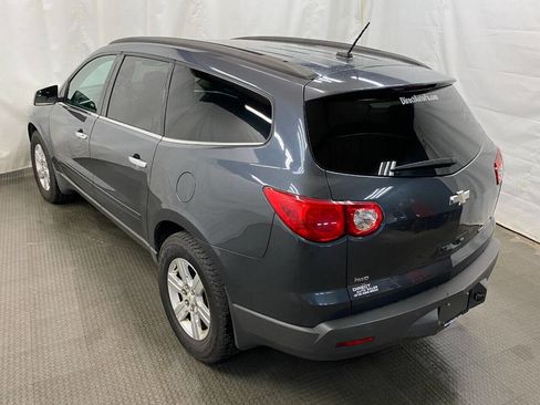 Used 2010 Chevrolet Traverse LT image 7