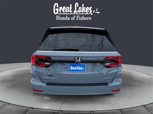 Used 2023 Honda Odyssey Sport image 4