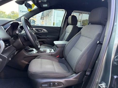 Used 2023 Chevrolet Traverse LT w/ LPO, Floor Liner Package AWD/4WD image 9