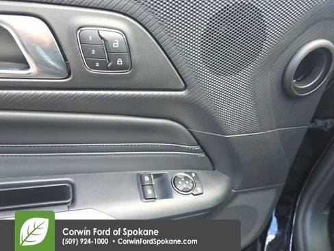 Used 2025 Ford Mustang GT Premium RWD image 14