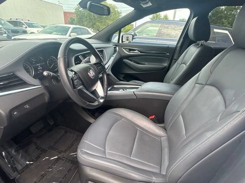 Used 2023 Buick Enclave Essence FWD image 12