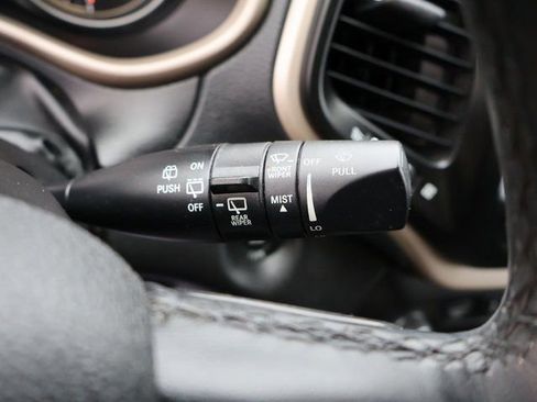 Used 2017 Jeep Cherokee 75th Anniversary image 39