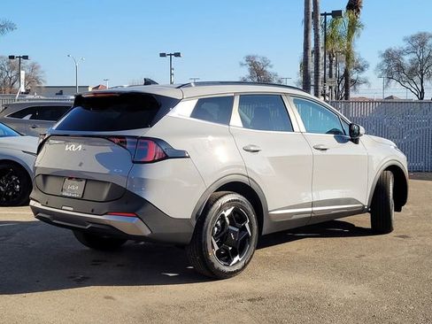 New 2026 Kia Sportage EX image 5