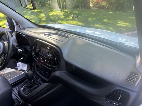 Used 2019 RAM ProMaster City Tradesman SLT image 27