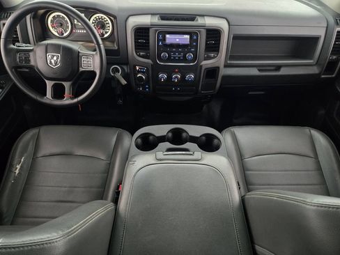 Used 2018 RAM 1500 Tradesman w/ Chrome Appearance Group AWD/4WD image 28