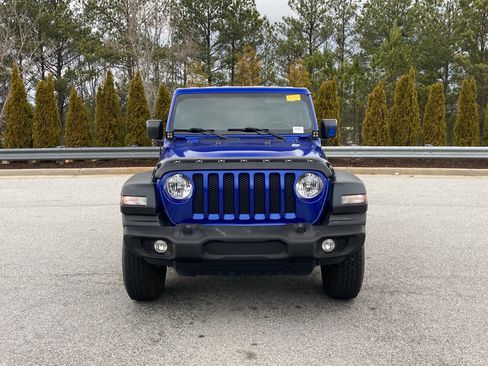 Used 2019 Jeep Wrangler Sport image 11