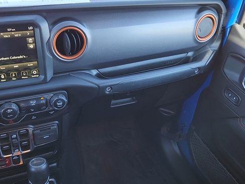 Used 2023 Jeep Gladiator Mojave w/ Cold Weather Group image 6