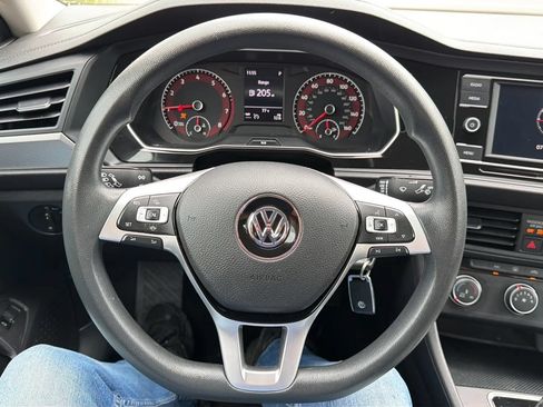 Used 2020 Volkswagen Jetta S w/ Driver Assistance Package FWD image 10