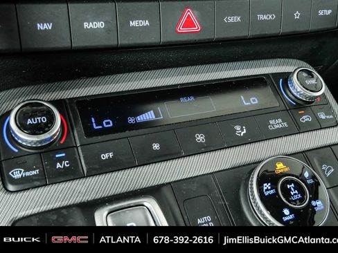 Used 2023 Hyundai Palisade SEL AWD/4WD image 16