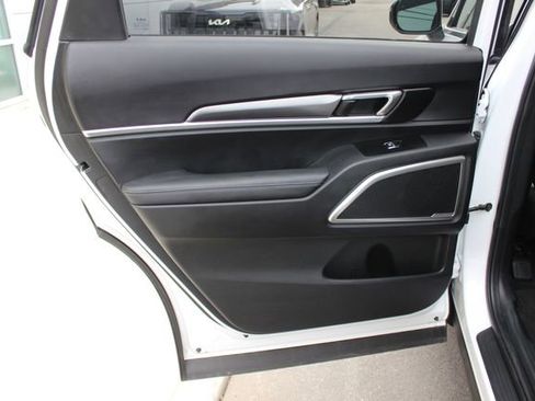 Used 2023 Kia Telluride S AWD/4WD image 24