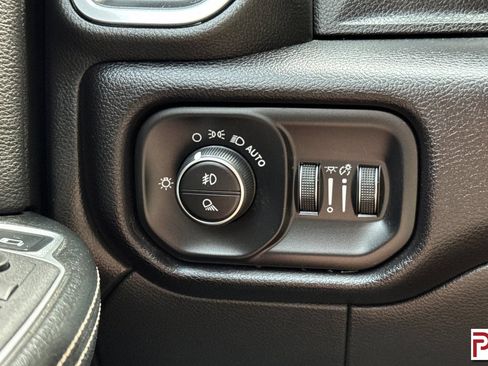 Used 2022 RAM 3500 Laramie w/ Night Edition AWD/4WD image 31