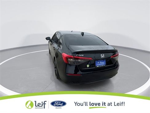 Used 2023 Honda Civic Sport image 9