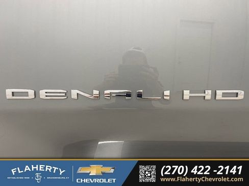 Used 2024 GMC Sierra 2500 Denali w/ Denali Reserve Package AWD/4WD image 19