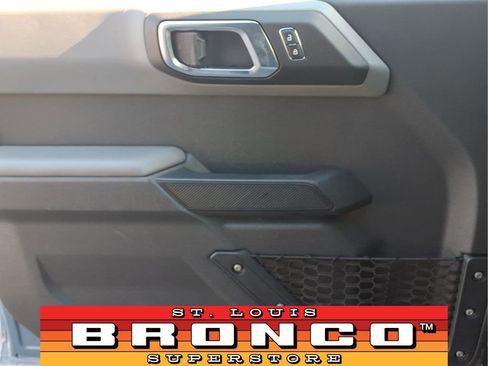 Used 2023 Ford Bronco Big Bend image 16