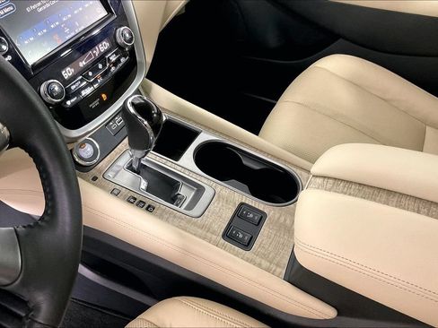 Used 2022 Nissan Murano SL FWD image 17