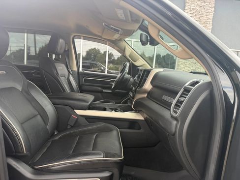 Used 2020 RAM 1500 Laramie AWD/4WD image 14