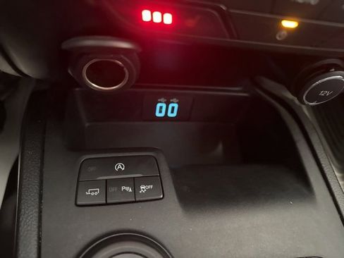 Used 2019 Ford Ranger Lariat w/ Equipment Group 501A Mid image 27