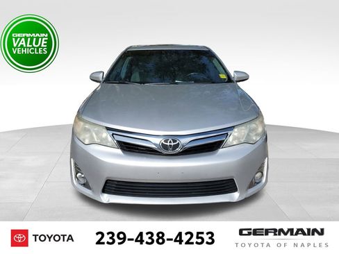 Used 2013 Toyota Camry XLE image 2