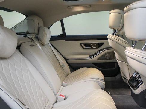 Used 2023 Mercedes-Benz S 580 4MATIC Sedan image 27