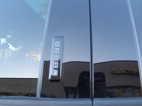 Used 2018 Ford F150 Lariat w/ Equipment Group 502A Luxury AWD/4WD image 21