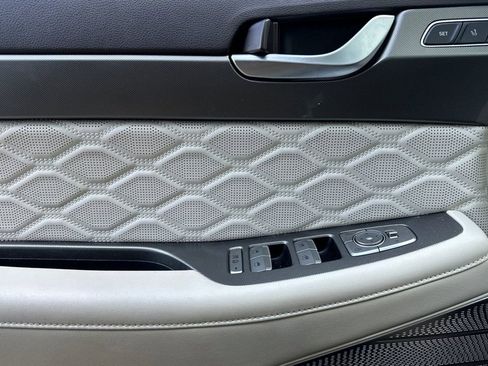 Used 2020 Hyundai Palisade Limited image 11