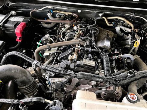 Used 2025 Toyota Tacoma SR RWD image 29