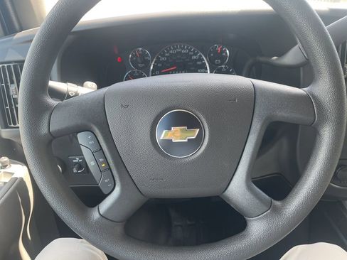 New 2025 Chevrolet Express 3500 Work Van w/ Driver Convenience Package image 18