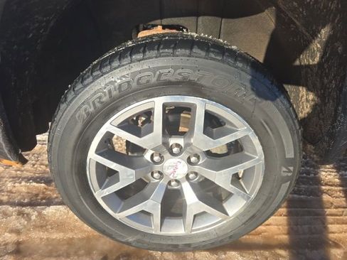 Used 2015 GMC Sierra 1500 SLE w/ All-Terrain Package image 11