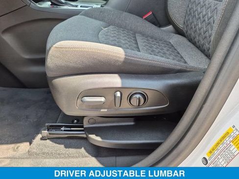 Used 2022 Chevrolet Equinox LT AWD/4WD image 14