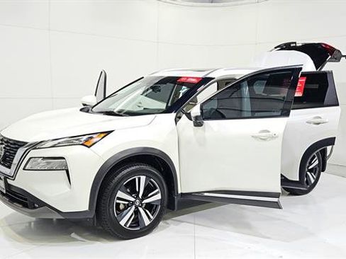 Certified 2021 Nissan Rogue SL FWD image 30