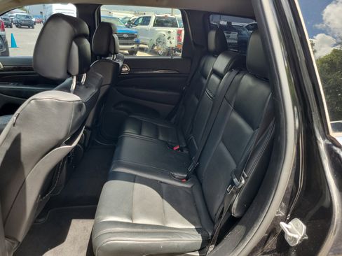 Used 2013 Jeep Grand Cherokee Laredo RWD image 15