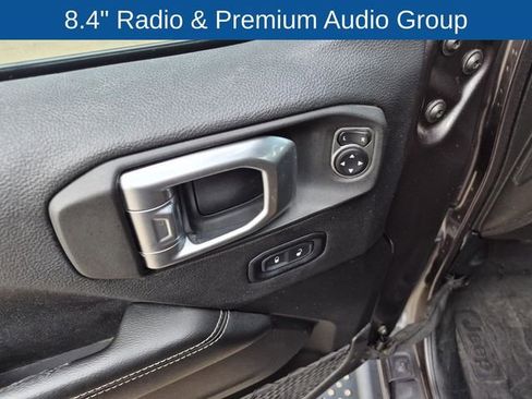 Used 2021 Jeep Wrangler Unlimited Rubicon image 22