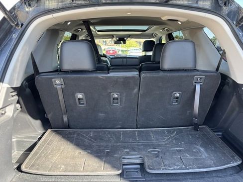 Certified 2023 Honda Pilot Touring image 33