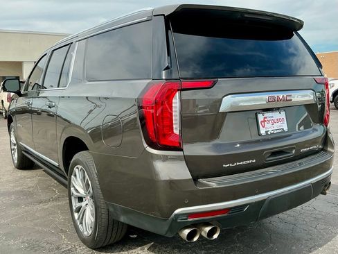 Used 2021 GMC Yukon XL Denali w/ Denali Premium Package AWD/4WD image 13