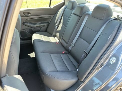 Used 2025 Nissan Altima 2.5 SV FWD image 21